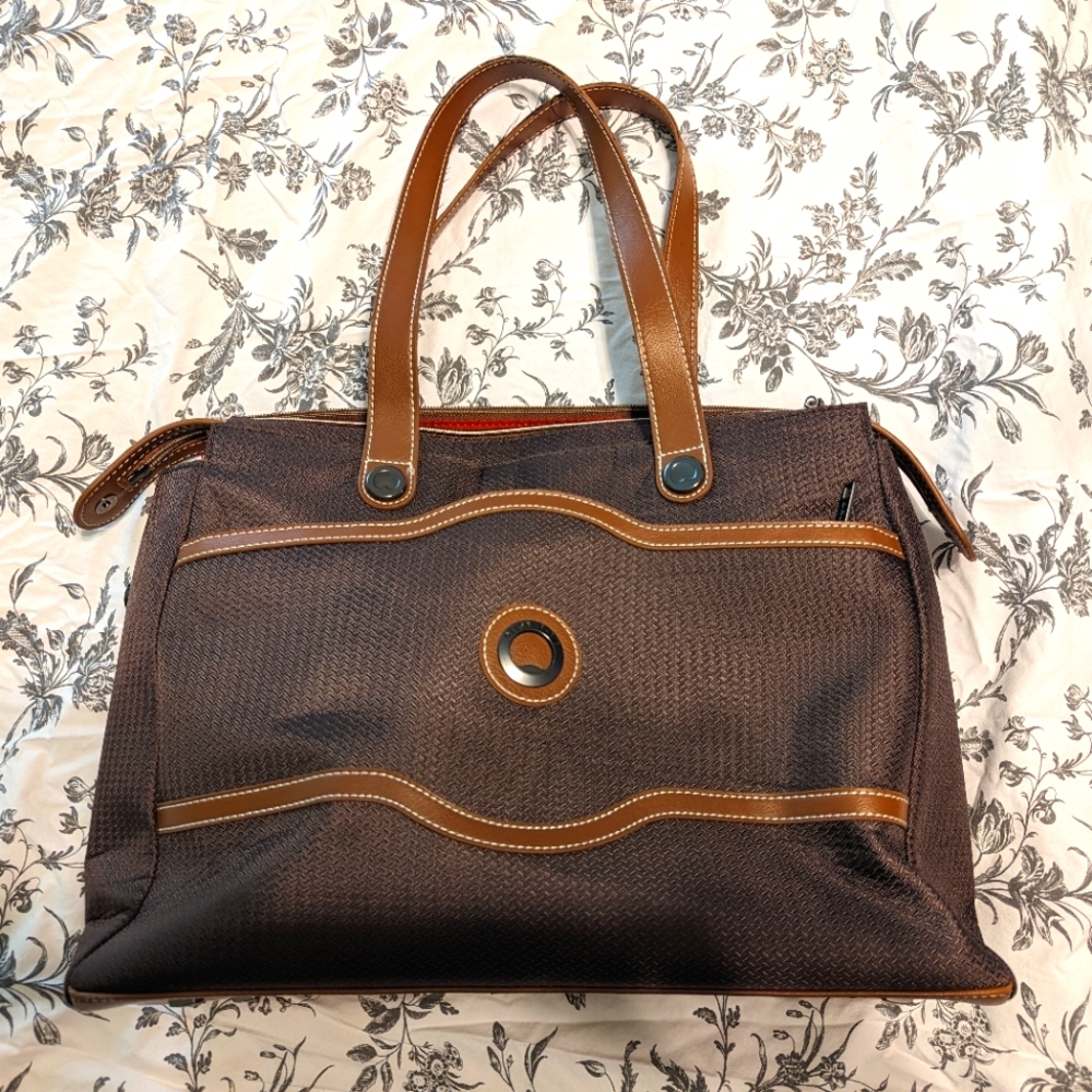 Delsey Paris chatelet shoulder bag